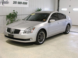2004 Nissan Maxima SE
