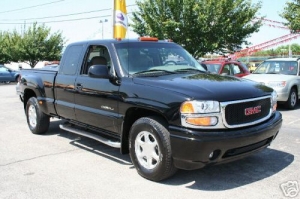 2004 GMC Denali